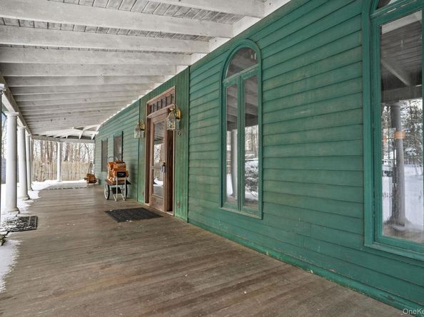 1780 Strawberry Road, Mohegan Lake NY 10547