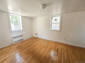 9119 108th Street, Richmond Hill NY 11418