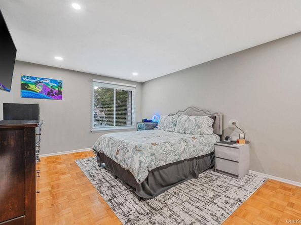 862 Birchwood Road, Medford NY 11763