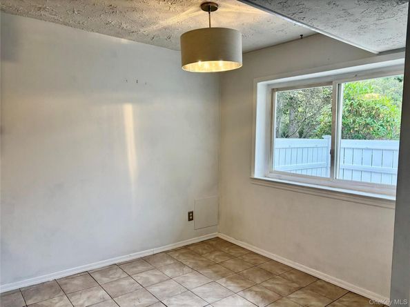 89 Storm Drive, Holtsville NY 11742