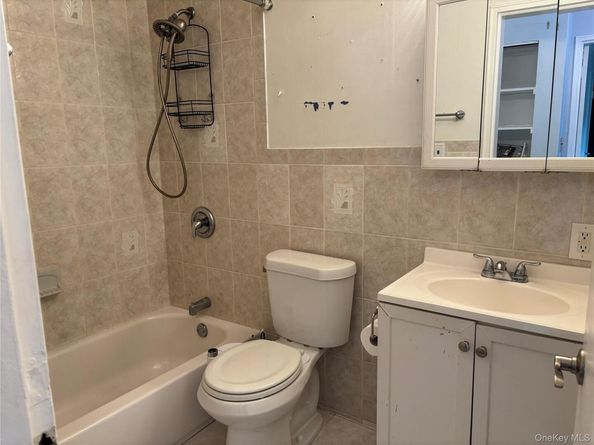 89 Storm Drive, Holtsville NY 11742