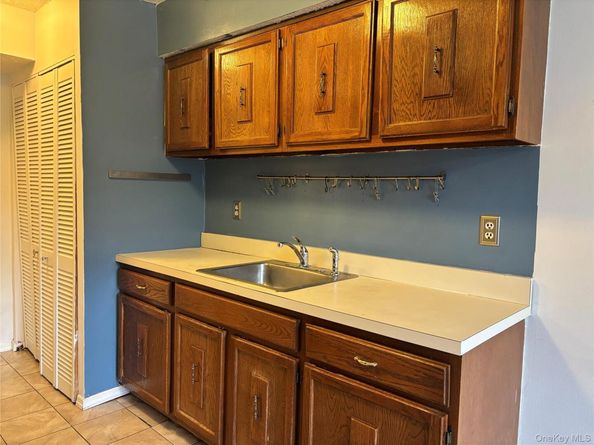 89 Storm Drive, Holtsville NY 11742