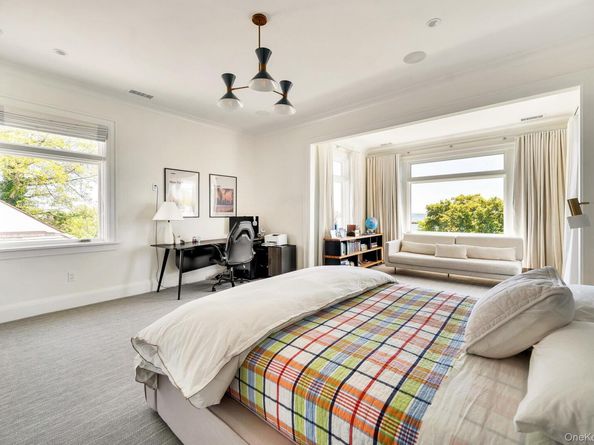 217 Hommocks Road, Larchmont NY 10538