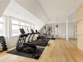 217 Hommocks Road, Larchmont NY 10538