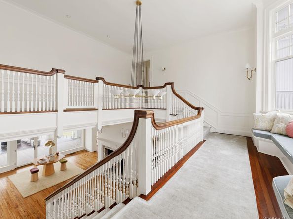 217 Hommocks Road, Larchmont NY 10538