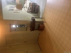 18 Dawn Drive, Oakdale NY 11769