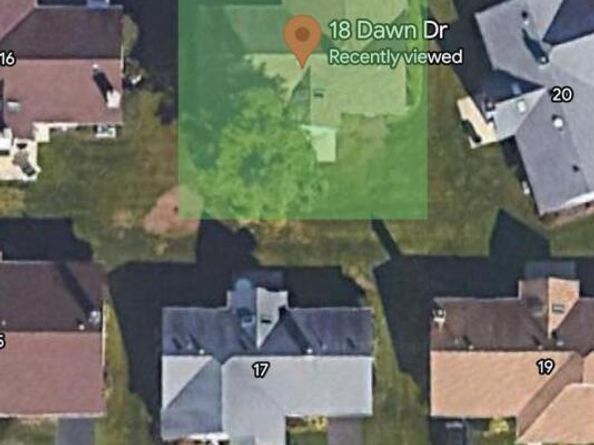 18 Dawn Drive, Oakdale NY 11769