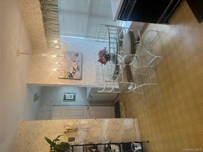 18 Dawn Drive, Oakdale NY 11769