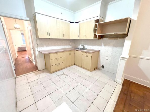 8818 Avenue A, Brooklyn NY 11236