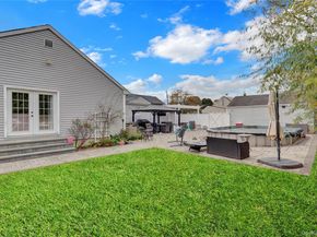 89 Marie Street, Lindenhurst NY 11757