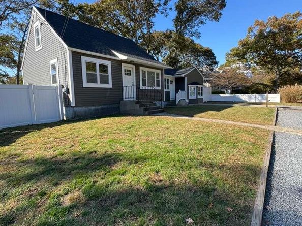 8 Paul Drive, Mastic NY 11950