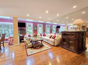 7 Royal Oaks Drive, Centereach NY 11720