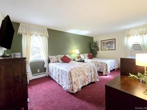 7 Royal Oaks Drive, Centereach NY 11720
