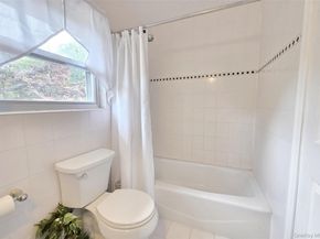 7 Royal Oaks Drive, Centereach NY 11720
