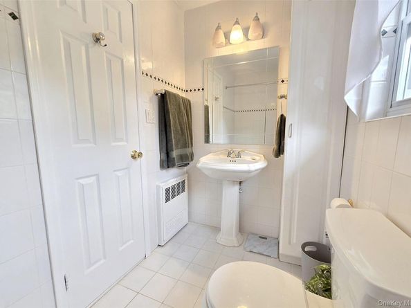 7 Royal Oaks Drive, Centereach NY 11720