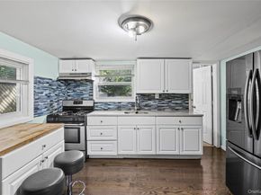 136 N Delaware Avenue, Lindenhurst NY 11757