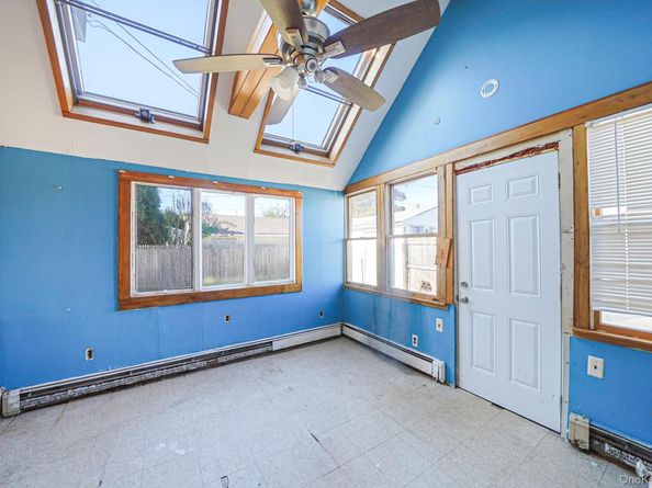 36 Bowling Lane, Levittown NY 11756