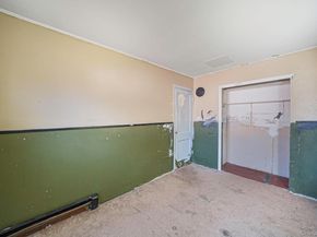 36 Bowling Lane, Levittown NY 11756