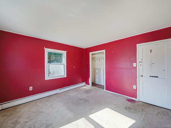 36 Bowling Lane, Levittown NY 11756