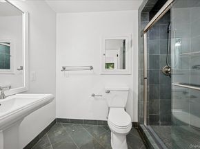 70 Waters Edge 70, Rye NY 10580