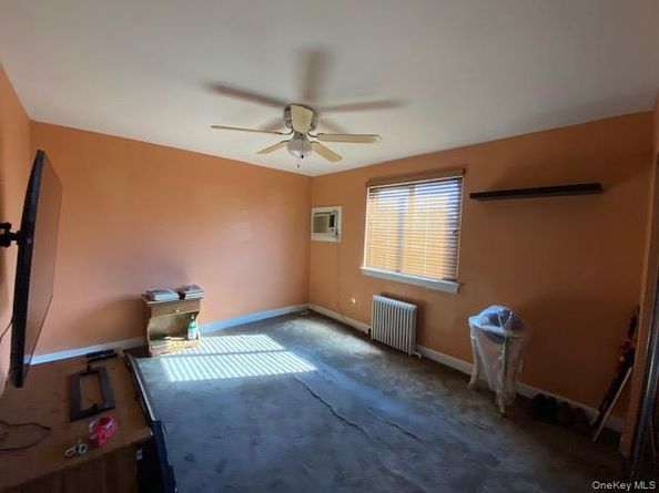 247-10 76th Avenue 2nd fl, Bellerose NY 11426