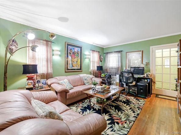 115-70 230th Street, Cambria Heights NY 11411