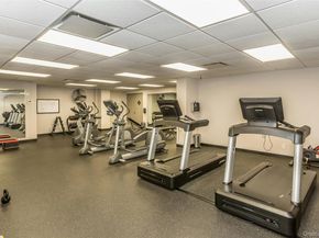 25 Neptune Boulevard 2E, Long Beach NY 11561