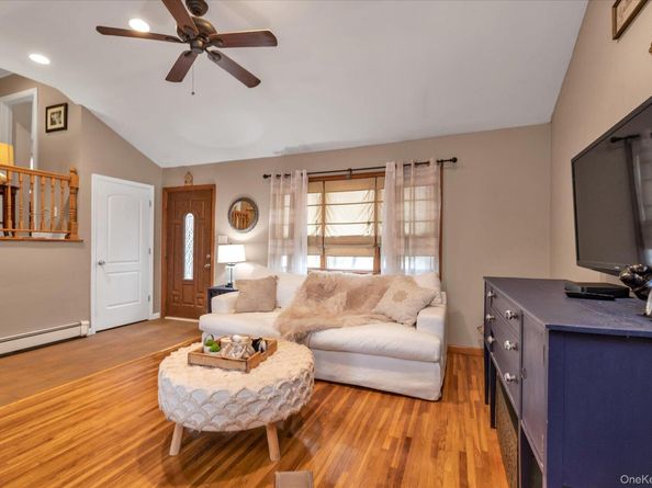 26 Cheshire Road, Inwood NY 11096