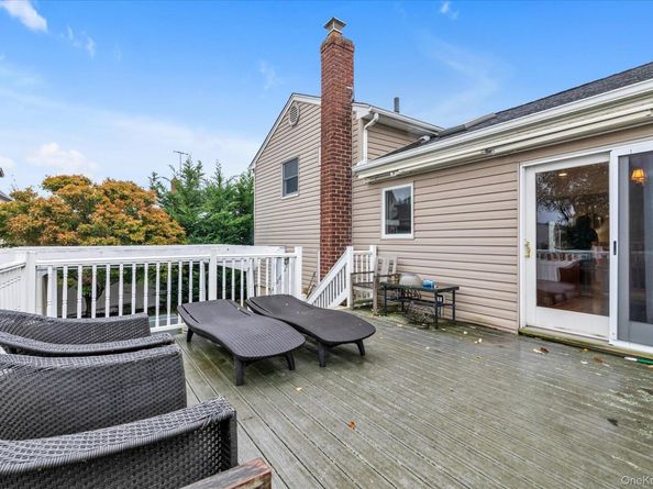 26 Cheshire Road, Inwood NY 11096