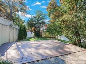 186-34 Henley Road, Jamaica Estates NY 11432