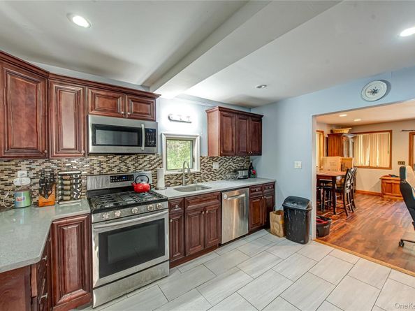 137 Wood Road, Centereach NY 11720