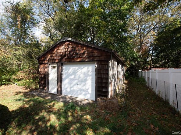 137 Wood Road, Centereach NY 11720