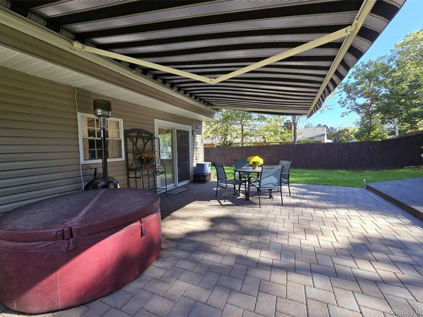 114 Wedgewood Drive, Coram NY 11727