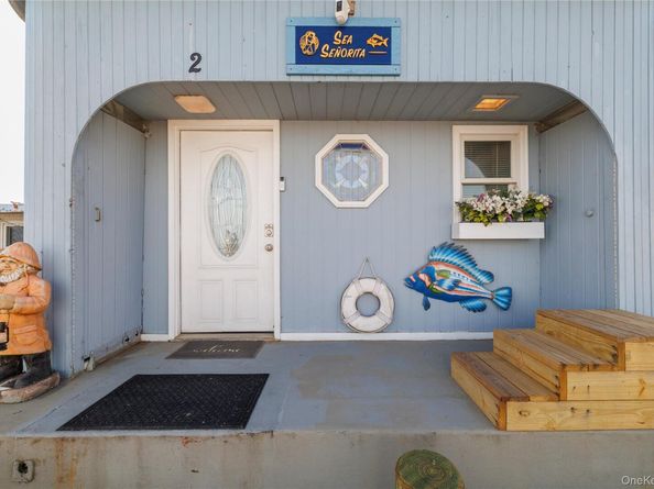 220 Shore Road, Seaford NY 11783