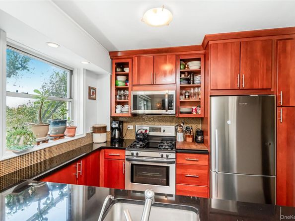 750 Kappock Street 610, Bronx NY 10463