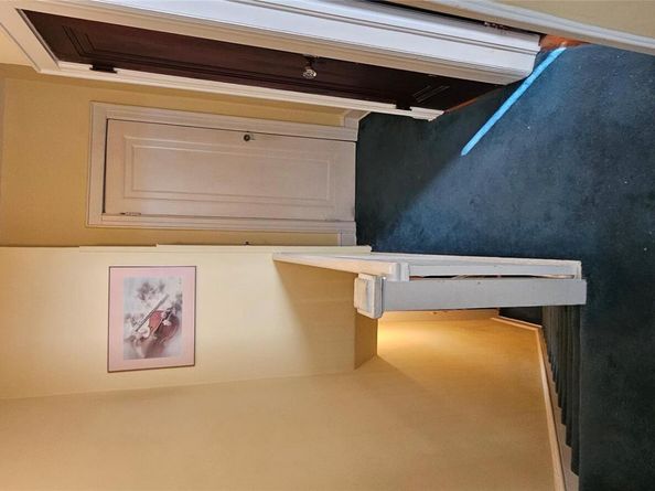 7854 75th Street, Glendale NY 11385