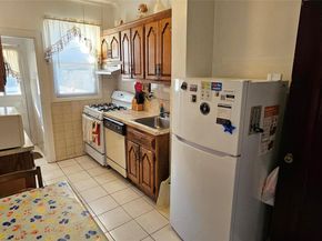 7854 75th Street, Glendale NY 11385