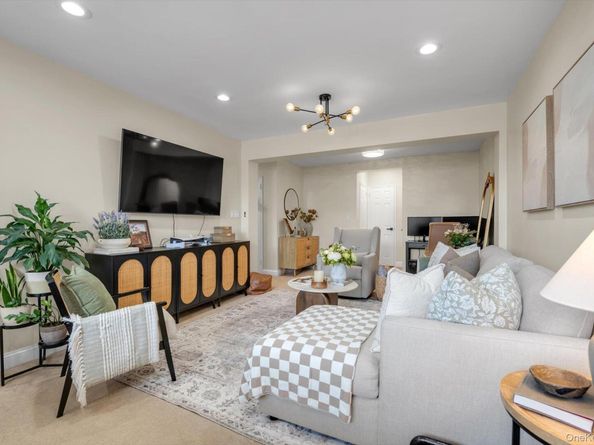 1 Sadore Lane 7Y, Yonkers NY 10710