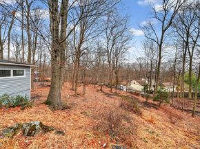 98 Mount Airy Road S, Croton-on-Hudson NY 10520