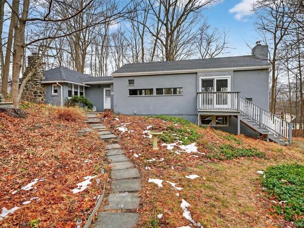 98 Mount Airy Road S, Croton-on-Hudson NY 10520