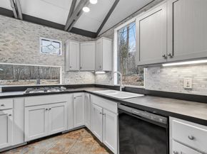 98 Mount Airy Road S, Croton-on-Hudson NY 10520