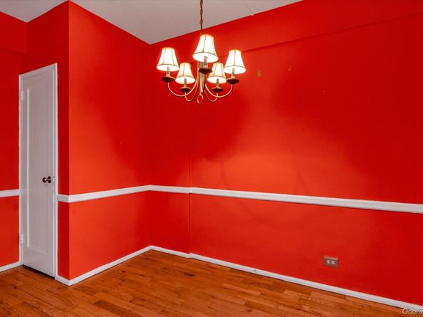 99-21 67 Road 3A, Forest Hills NY 11375