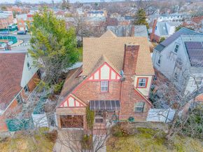 4719 192nd Street, Flushing NY 11358