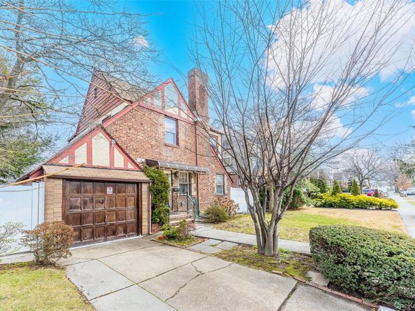 4719 192nd Street, Flushing NY 11358