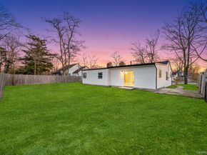 27 Ash Street, Central Islip NY 11722