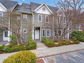 646 E Main Street, Jefferson Valley NY 10535