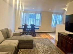 25 Canterbury Road 2F, Great Neck NY 11021