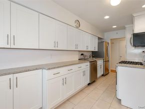 25 Canterbury Road 2F, Great Neck NY 11021