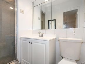 25 Canterbury Road 2F, Great Neck NY 11021