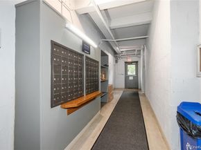 25 Canterbury Road 2F, Great Neck NY 11021